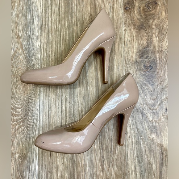 Jessica Simpson Women's Praylee Pump color chai latte size 7.5 - Picture 5 of 7